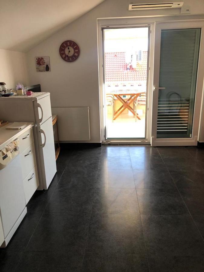 Apartments Villa Lili Lovetovo Vodice Extérieur photo