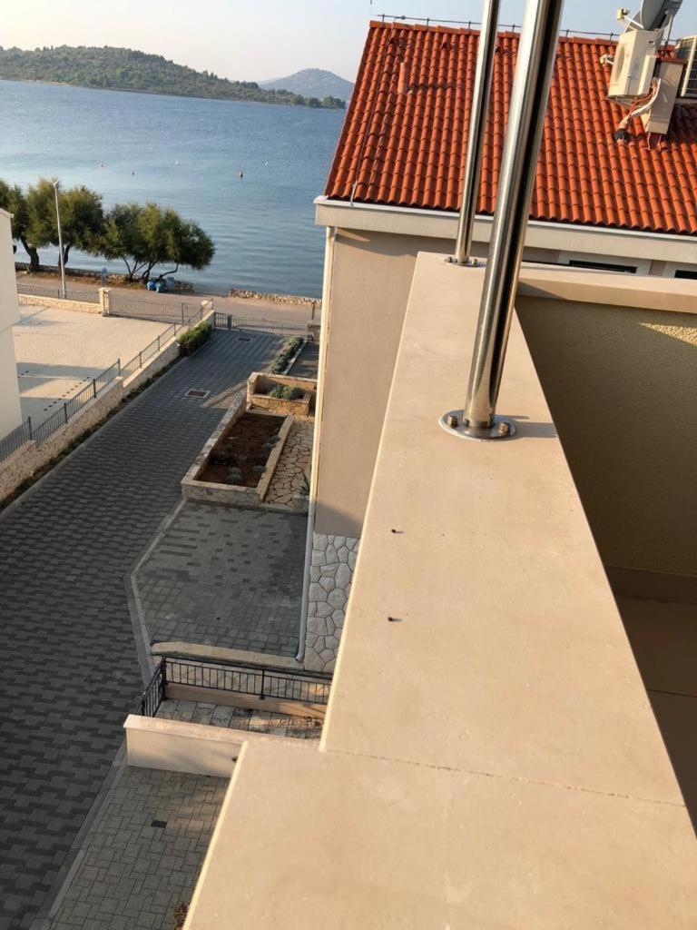 Apartments Villa Lili Lovetovo Vodice Extérieur photo